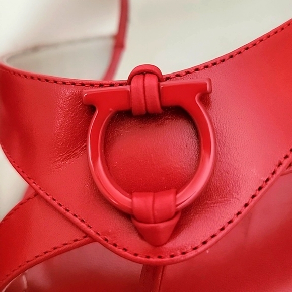 ⭐️NEW Salvatore Ferragamo Authentic Cherry Red Summer Slides Sandals